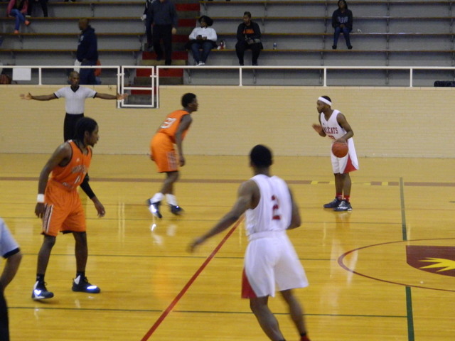 wildcat boys varsity basketball over north dallas high school north dallas high school
