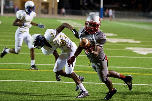 Woodrow Extends Win Streak with 55-7 Win Over Conrad - Lakewood Online ...