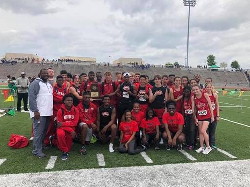 Woodrow-track-district-champs-2018.jpg